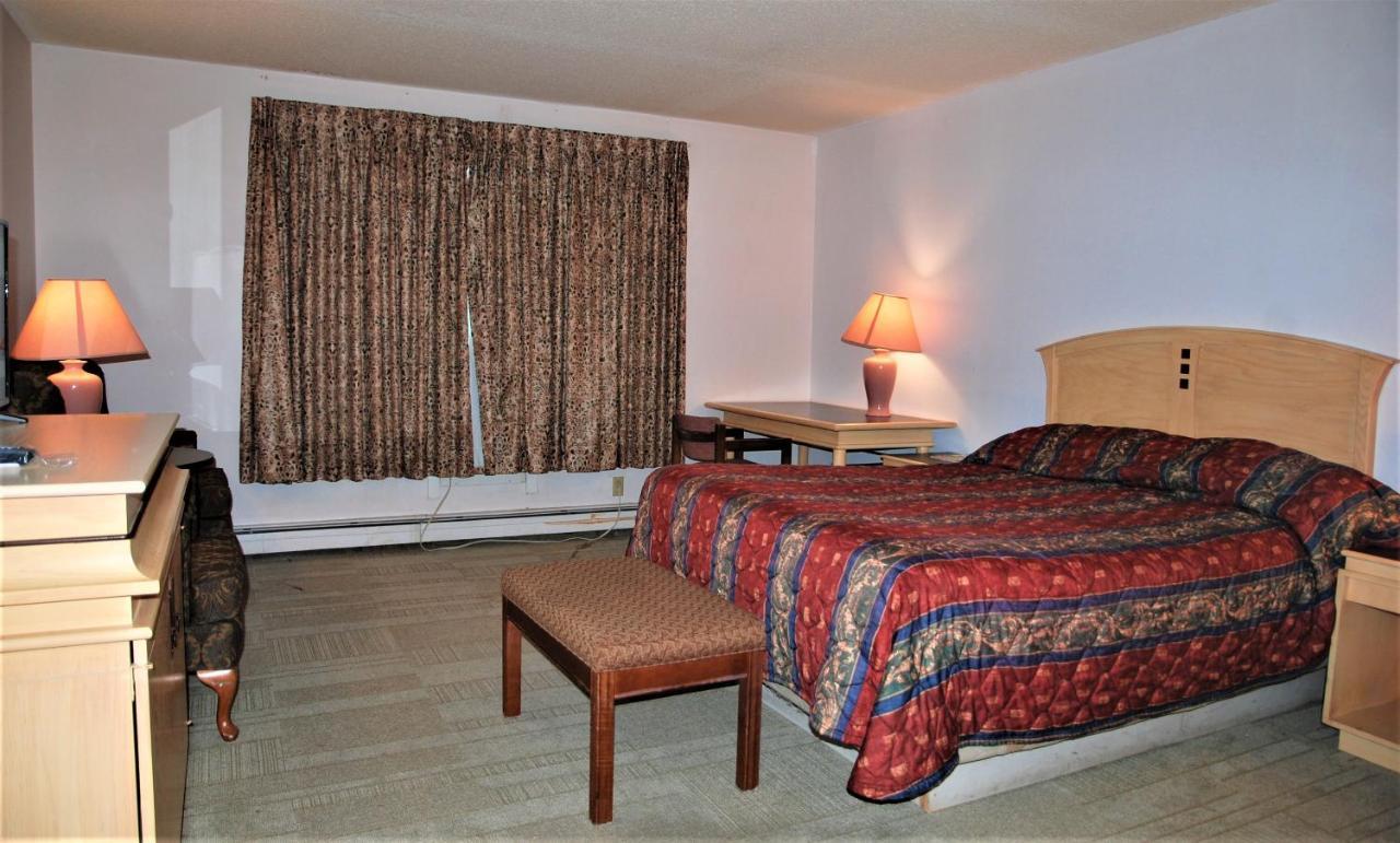 Country Garden Inn & Restaurant Smoky Lake Exterior foto